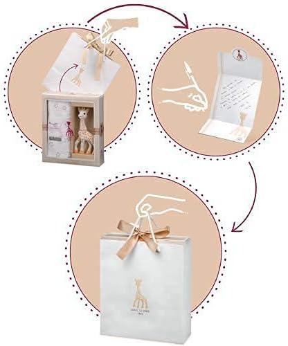 imageSophie la Girafe Coffret Cadeau Naissance Sophie la Girafe Hochet pouet Comprend 1 hochet en tissu jouet mordiller en caoutchouc 100 naturel Set dactivit pour enfantSophie la girafe Ensemble cadeau jouet de dentition et peluche pour bb